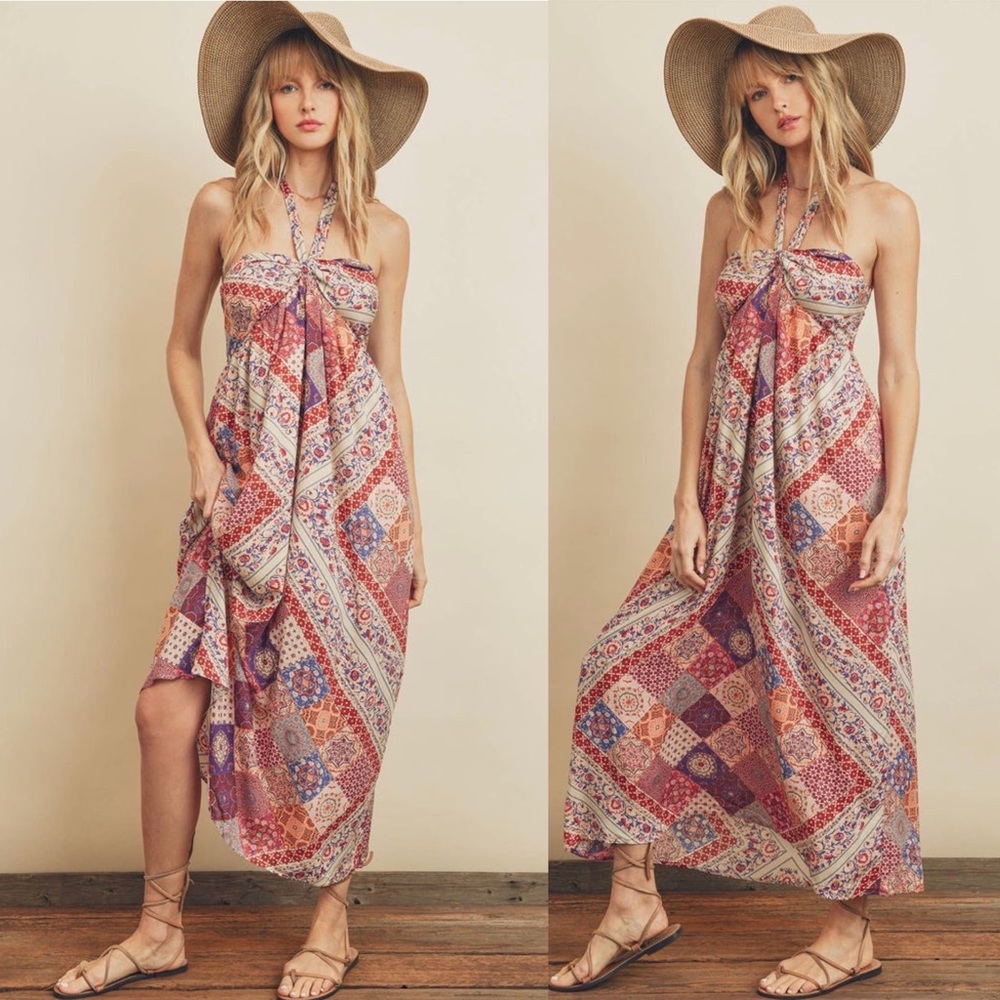 Dress Forum Halter Maxi Dress NWT